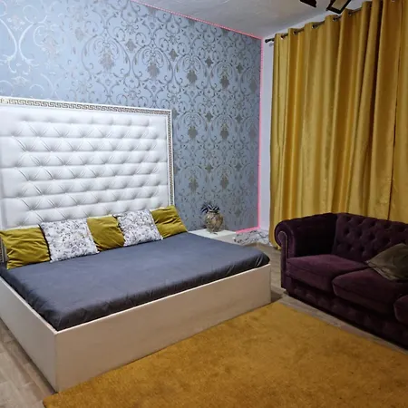 Lust Hostel Bucharest Exterior photo