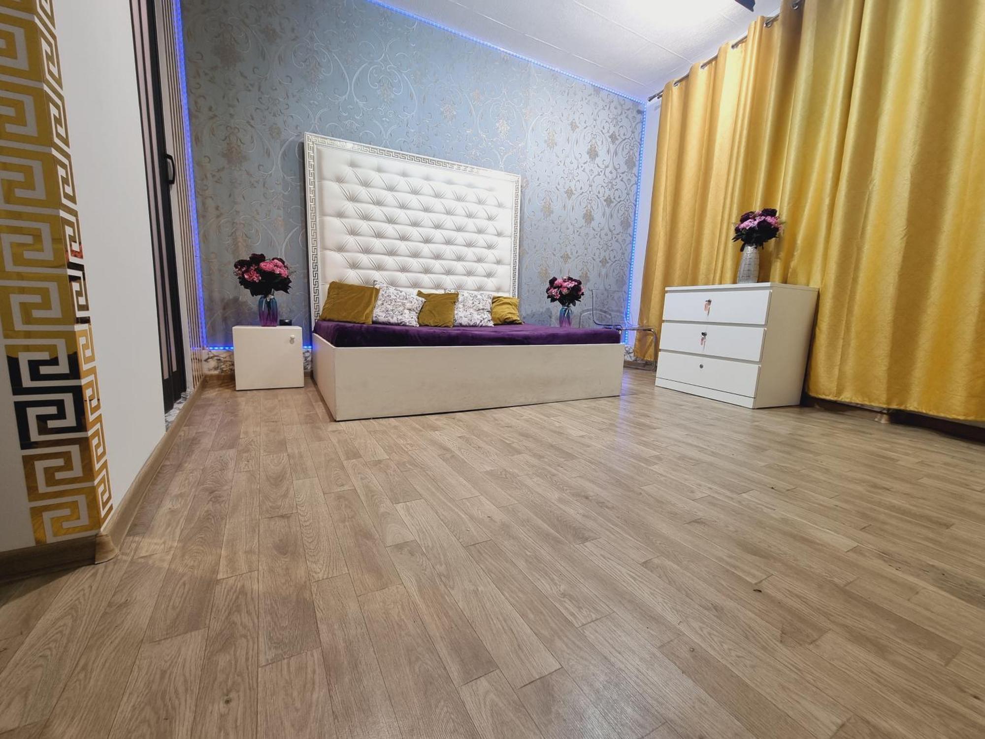 Lust Bucarest
